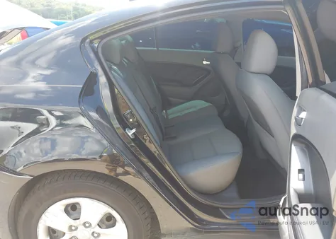 2017 Kia Forte Lx z USA, uszkodzony, nr VIN 3KPFL4A7XHE017072